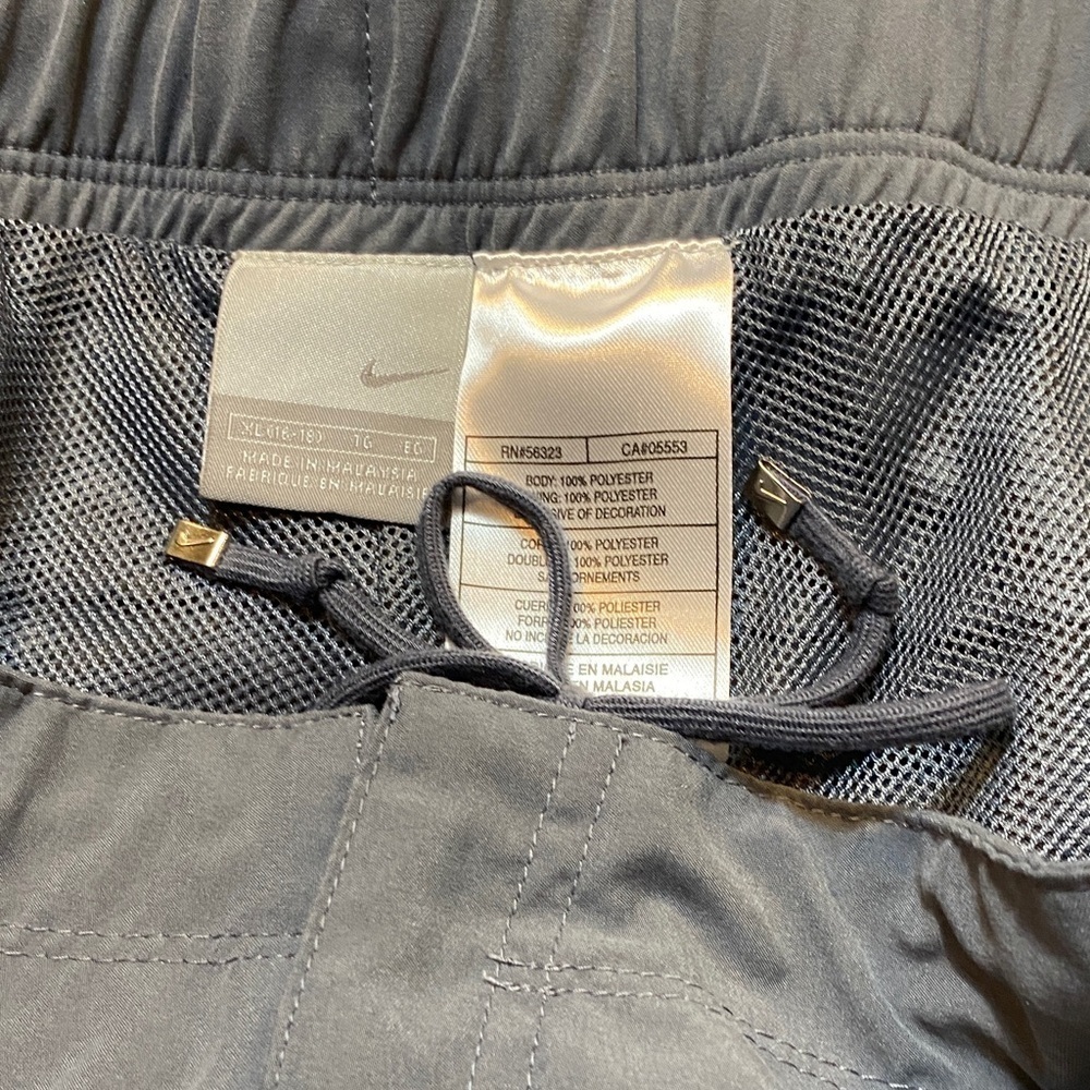 Nike Charcoal Performance pants size XL -